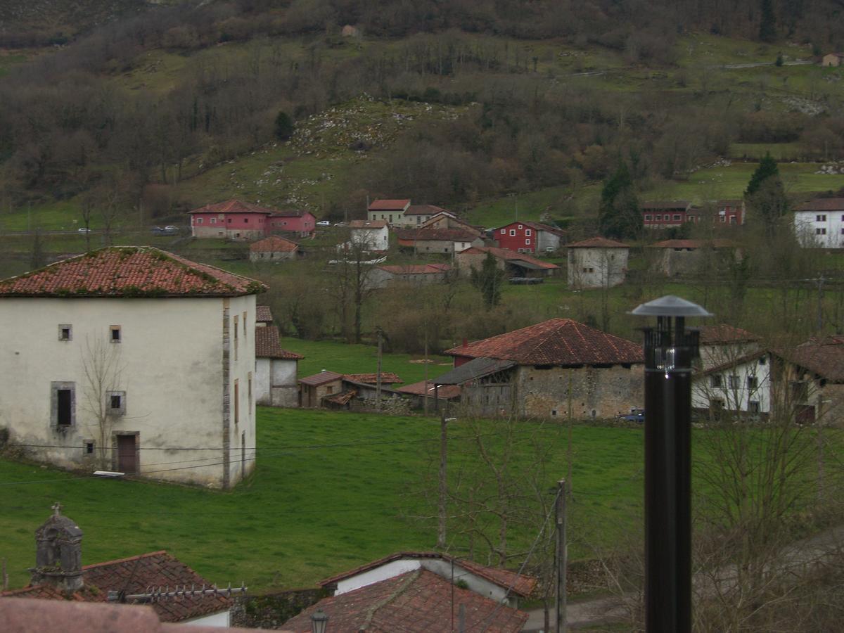Posada El Pareón Sirviella Exterior foto